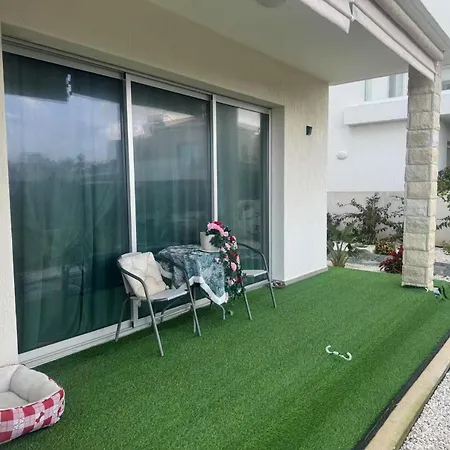 ホームステイ Sea Flower Village